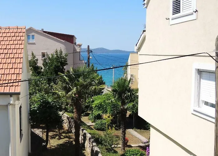 Apartments Zara Penzion 3*